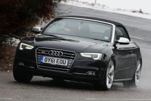 Audi S5 Cabriolet 2011 года  (UK)